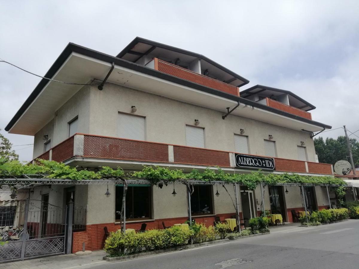 Albergo Ida Massa  Zewnętrze zdjęcie